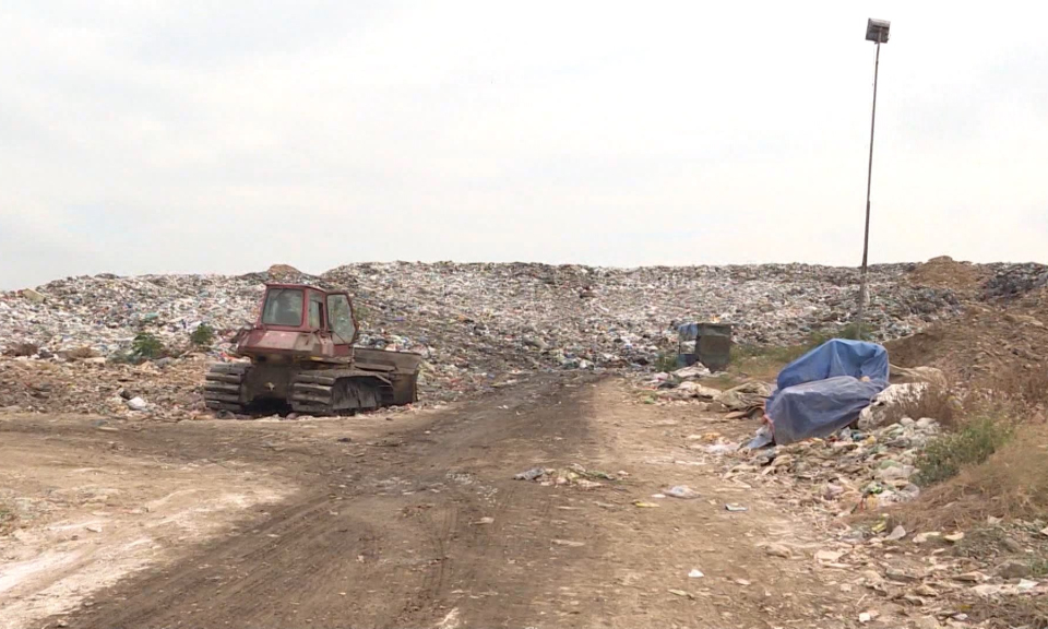 Việt Nam thải ra m&ocirc;i trường khoảng 1,8 triệu tấn r&aacute;c thải nhựa mỗi năm