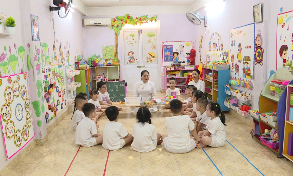 Gi&aacute;o dục v&agrave; đ&agrave;o tạo: Ứng xử chuẩn mực trong m&ocirc;i trường học đường      