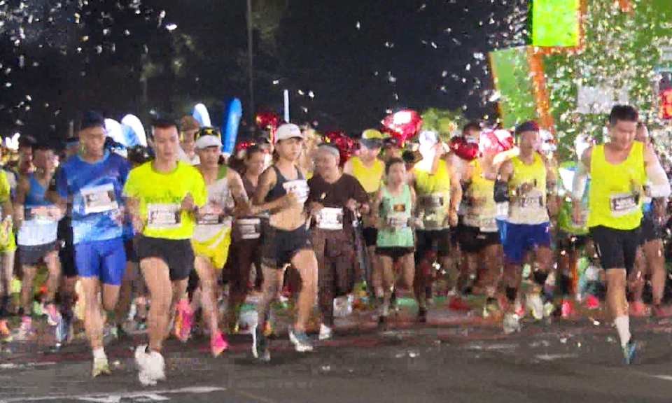 Giải marathon quốc tế &ldquo;Vietcombank Mekong Delta&rdquo; Hậu Giang lần thứ IV năm 2023
