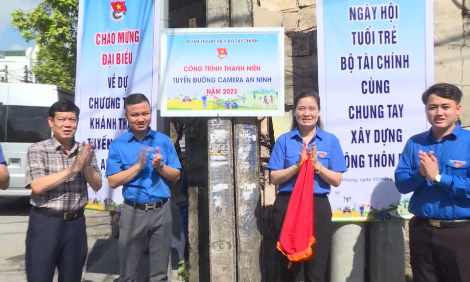 Hải Ph&ograve;ng: Huy động thanh ni&ecirc;n chung sức x&acirc;y dựng n&ocirc;ng th&ocirc;n mới     