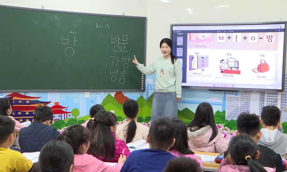 Hải Ph&ograve;ng chuyển động v&agrave; kết nối: Đ&agrave;o tạo ngoại ngữ tạo lợi thế cạnh tranh trong thu h&uacute;t đầu tư 