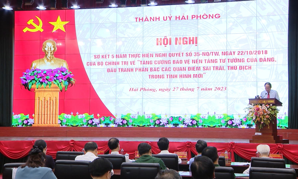 Tăng cường bảo vệ nền tảng tư tưởng của Đảng