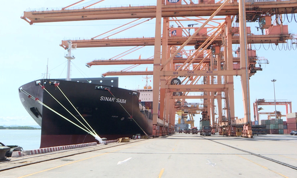 Tạp ch&iacute; kinh tế: Kinh tế cảng biển cuối năm 2023: Kỳ vọng những t&iacute;n hiệu t&iacute;ch cực