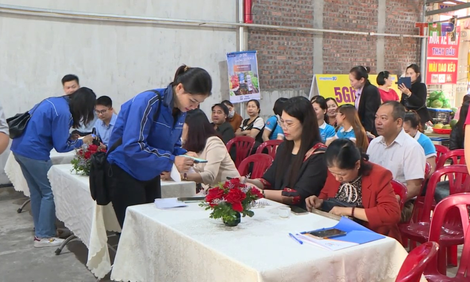 Chuyển đổi số: Hệ thống d&acirc;n vận đẩy mạnh chuyển đổi số         