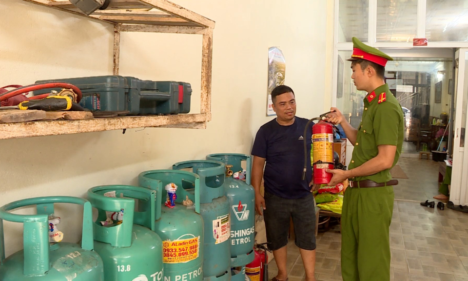 To&agrave;n d&acirc;n ph&ograve;ng ch&aacute;y chữa ch&aacute;y: Bảo đảm ph&ograve;ng ch&aacute;y chữa ch&aacute;y tại c&aacute;c cơ sở kinh doanh kh&iacute; h&oacute;a lỏng     