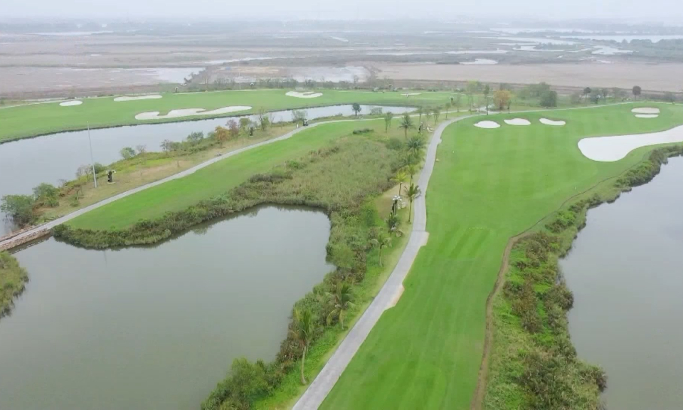 Cận cảnh: Chuẩn bị Giải V&ocirc; địch Golf Quốc gia 2023  