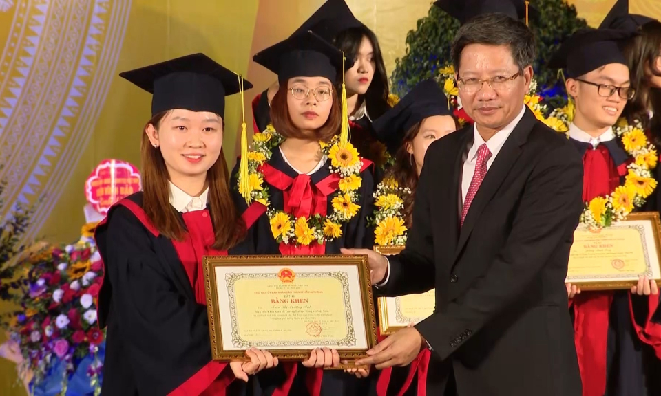 Điểm nhấn 365: Hoa Trạng nguy&ecirc;n               