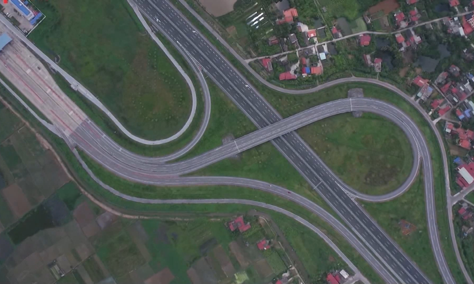 Chốt quy hoạch 36 trạm dừng nghỉ tr&ecirc;n cao tốc Bắc Nam