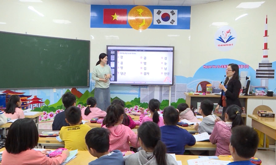 Hải Ph&ograve;ng: Triển khai dạy c&aacute;c m&ocirc;n ngoại ngữ theo chương tr&igrave;nh gi&aacute;o dục phổ th&ocirc;ng 2018