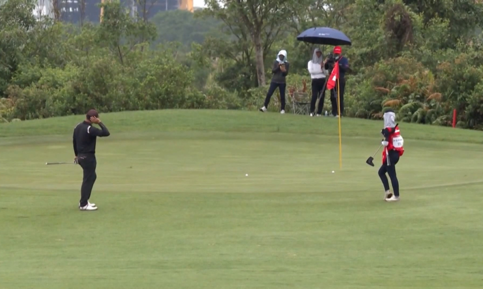 Ng&agrave;y thi đấu đầu ti&ecirc;n nhiều bất ngờ tại giải V&ocirc; địch Golf quốc gia 2023