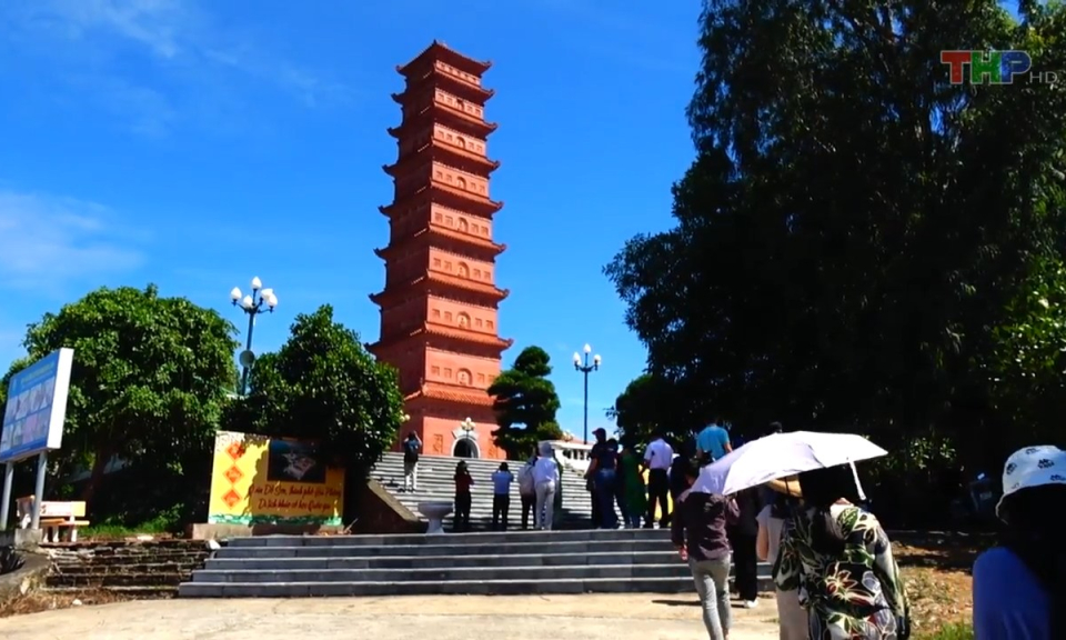 Tour famtrip Đồ Sơn trải nghiệm du lịch t&acirc;m linh