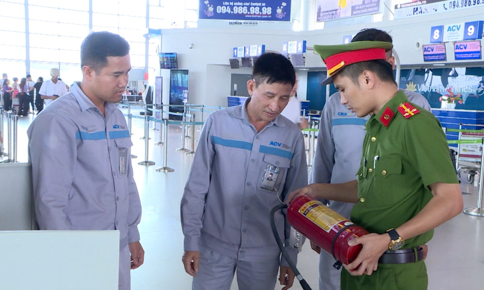 To&agrave;n d&acirc;n ph&ograve;ng ch&aacute;y chữa ch&aacute;y: Tăng cường ph&ograve;ng ch&aacute;y chữa ch&aacute;y v&agrave; cứu nạn cứu hộ tại c&aacute;c nh&agrave; ga h&agrave;nh kh&aacute;ch              