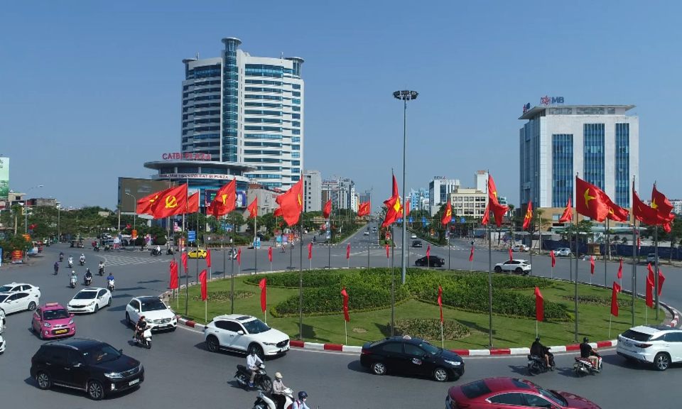 Hải Ph&ograve;ng những g&oacute;c nh&igrave;n: Hải Ph&ograve;ng với m&ugrave;a thu c&aacute;ch mạng    