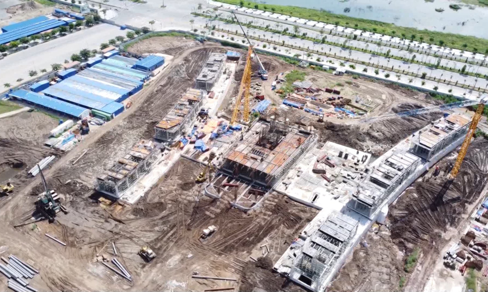 Tiến độ dự &aacute;n Trung t&acirc;m Ch&iacute;nh trị - H&agrave;nh ch&iacute;nh th&agrave;nh phố