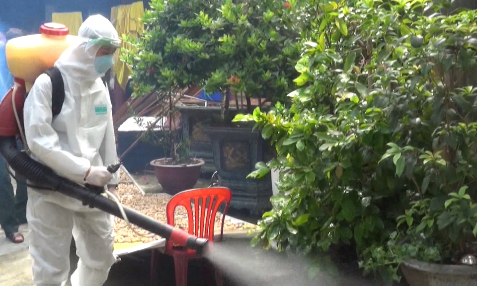 Ra qu&acirc;n ph&ograve;ng chống dịch sốt xuất huyết tại huyện An Dương