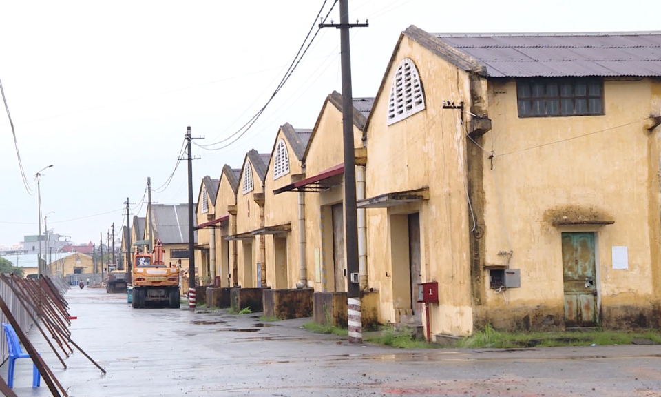 Th&uacute;c đẩy GPMB phục vụ dự &aacute;n nh&agrave; ở x&atilde; hội tại Tổng kho 3 Lạc Vi&ecirc;n 