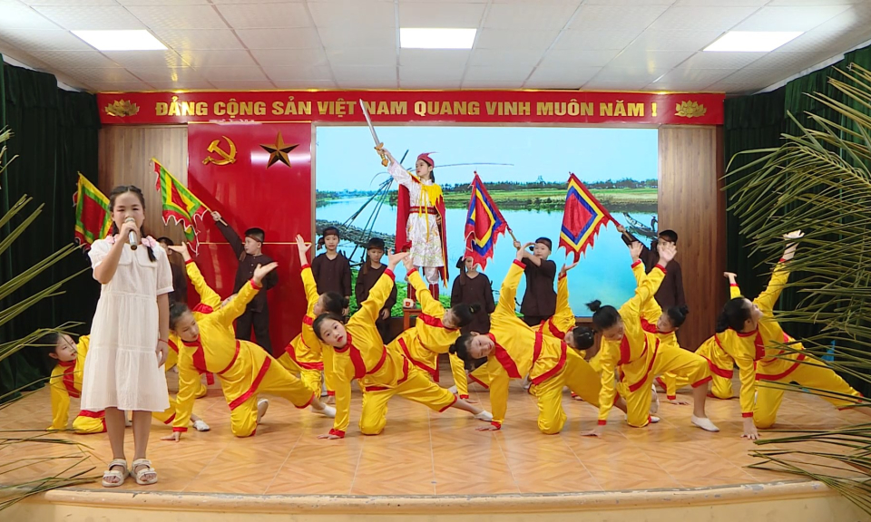 Măng non đất Cảng: Nữ tướng L&ecirc; Ch&acirc;n 