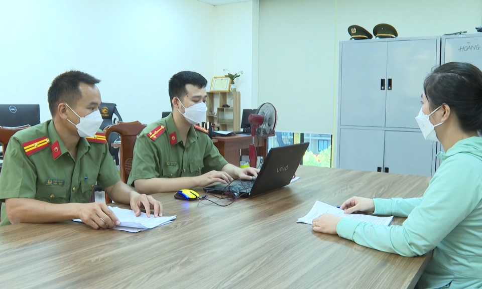 Xử l&yacute; c&aacute; nh&acirc;n đăng tải, chia sẻ th&ocirc;ng tin sai sự thật tr&ecirc;n mạng x&atilde; hội