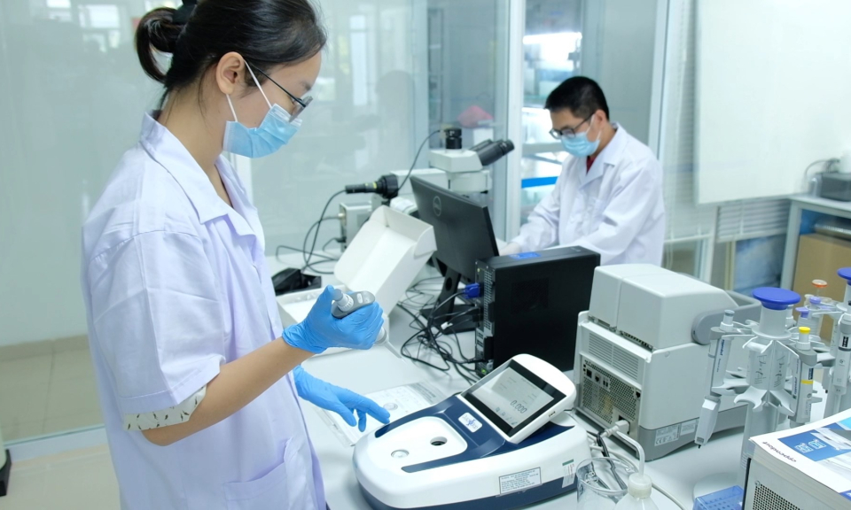 Khoa học c&ocirc;ng nghệ v&agrave; đời sống: Ứng dụng khoa học c&ocirc;ng nghệ ph&aacute;t triển ng&agrave;nh chế biến thủy sản