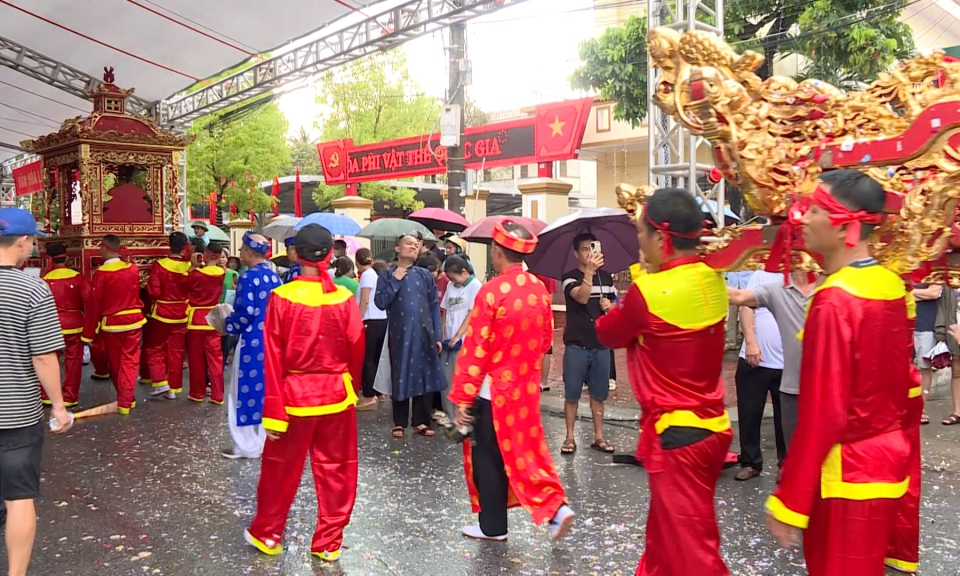 Hải Ph&ograve;ng những g&oacute;c nh&igrave;n: Độc đ&aacute;o lễ rước kiệu trong c&aacute;c lễ hội văn h&oacute;a truyền thống