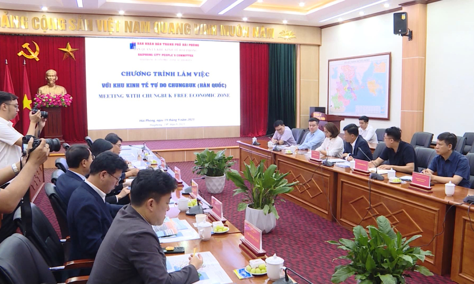 Ban Quản l&yacute; Khu kinh tế Hải Ph&ograve;ng tiếp, l&agrave;m việc với đo&agrave;n c&ocirc;ng t&aacute;c Khu kinh tế tự do Chungbuk, H&agrave;n Quốc