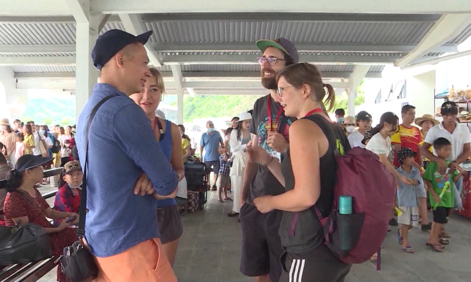 Kh&aacute;ch quốc tế tới Việt Nam tăng cao sau 9 th&aacute;ng