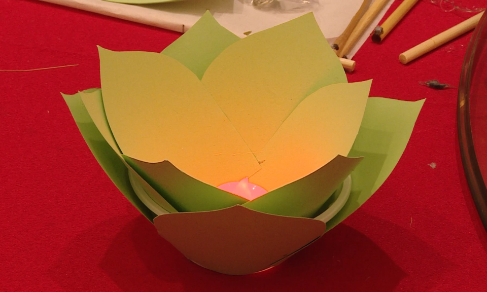 Măng non đất Cảng: Sao Th&aacute;ng T&aacute;m  