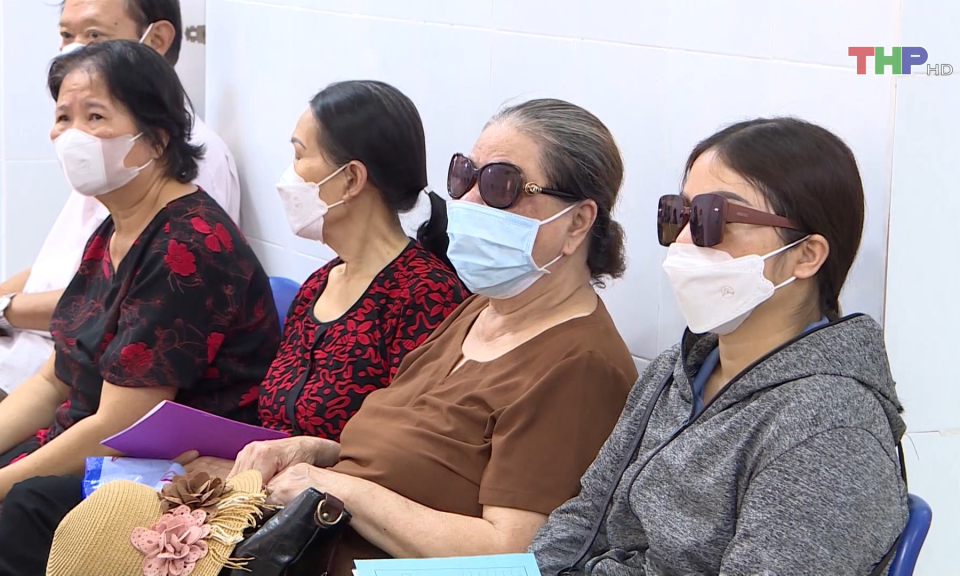 Tuổi thọ người Việt tăng nhưng nhiều bệnh tật