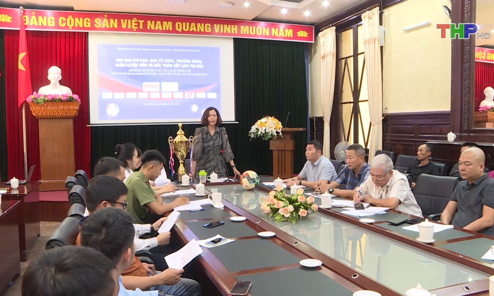 Chuẩn bị Giải b&oacute;ng đ&aacute; V&ocirc; địch c&aacute;c CLB th&agrave;nh phố