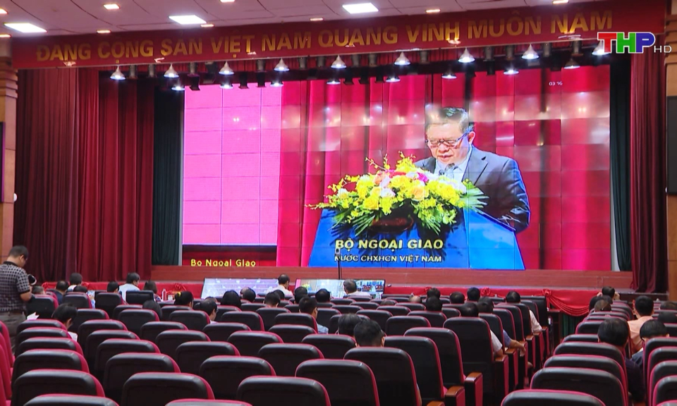 N&acirc;ng cao chất lượng c&ocirc;ng t&aacute;c đối ngoại    