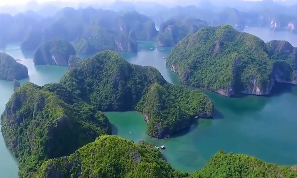 Hải Ph&ograve;ng những g&oacute;c nh&igrave;n: Bảo tồn v&agrave; ph&aacute;t huy gi&aacute; trị của Di sản Thi&ecirc;n nhi&ecirc;n thế giới     