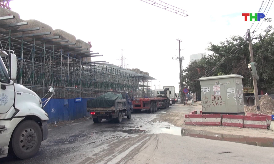 Đẩy mạnh giải ph&oacute;ng mặt bằng Dự &aacute;n n&uacute;t giao kh&aacute;c mức