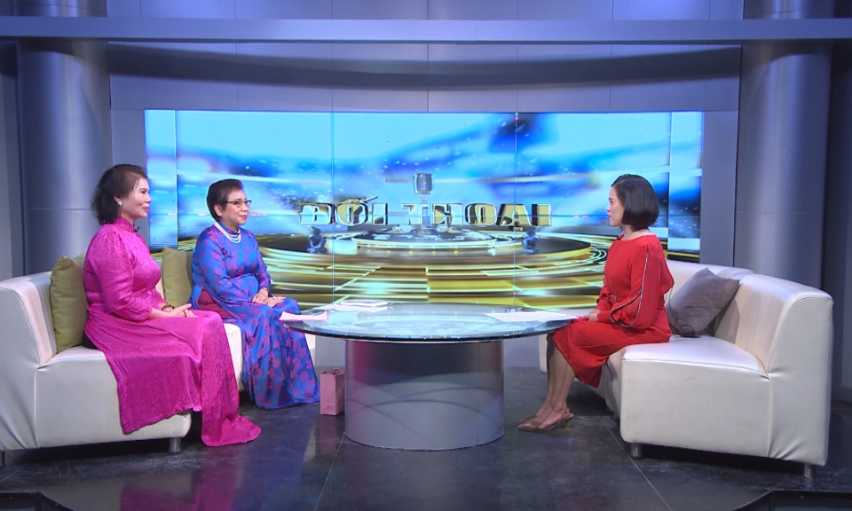 Đối thoại: Ph&aacute;t huy vai tr&ograve; của đội ngũ nữ doanh nh&acirc;n trong hội nhập kinh tế