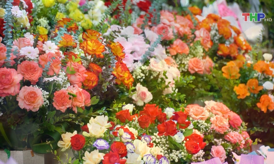 S&ocirc;i động thị trường hoa dịp 20/10