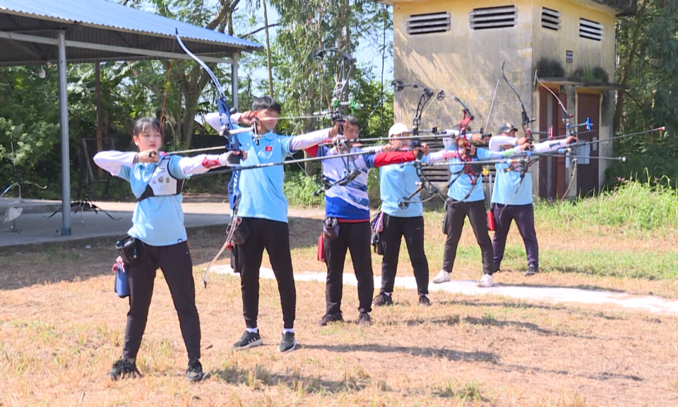 Cận cảnh: Bắn cung Hải Ph&ograve;ng