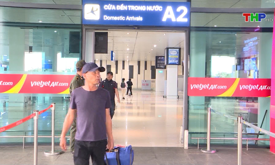 Nhiều h&atilde;ng bay giảm tần suất khai th&aacute;c cuối năm