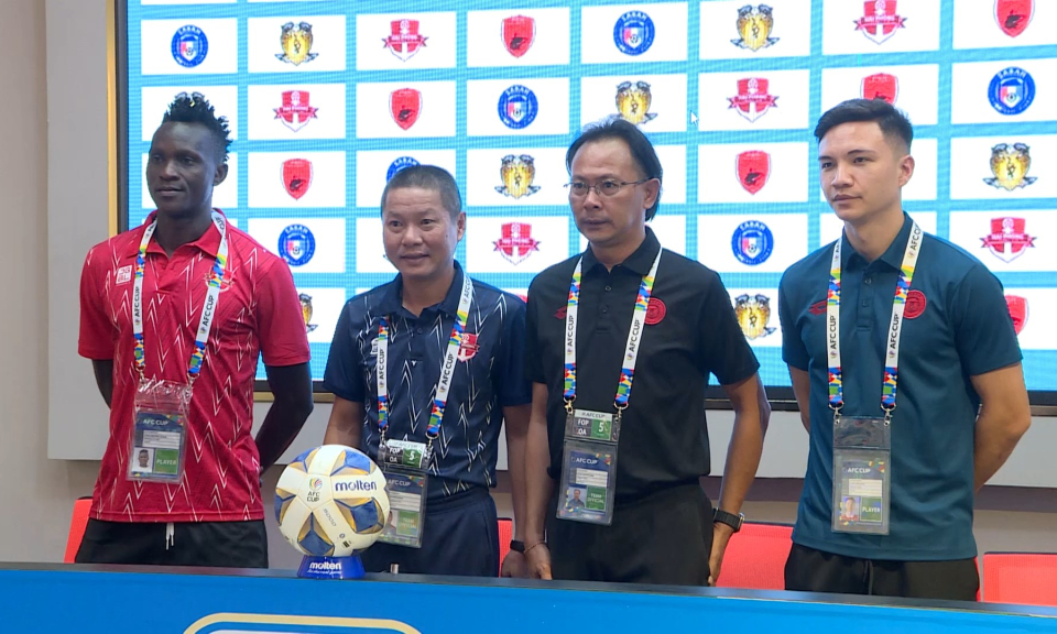 Họp b&aacute;o trước trận đấu CLB Hải Ph&ograve;ng (Việt Nam) v&agrave; CLB Sabah (Malaysia)