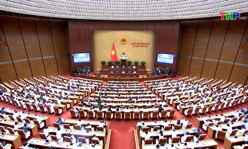 Quốc hội thảo luận về c&aacute;c Dự &aacute;n Luật