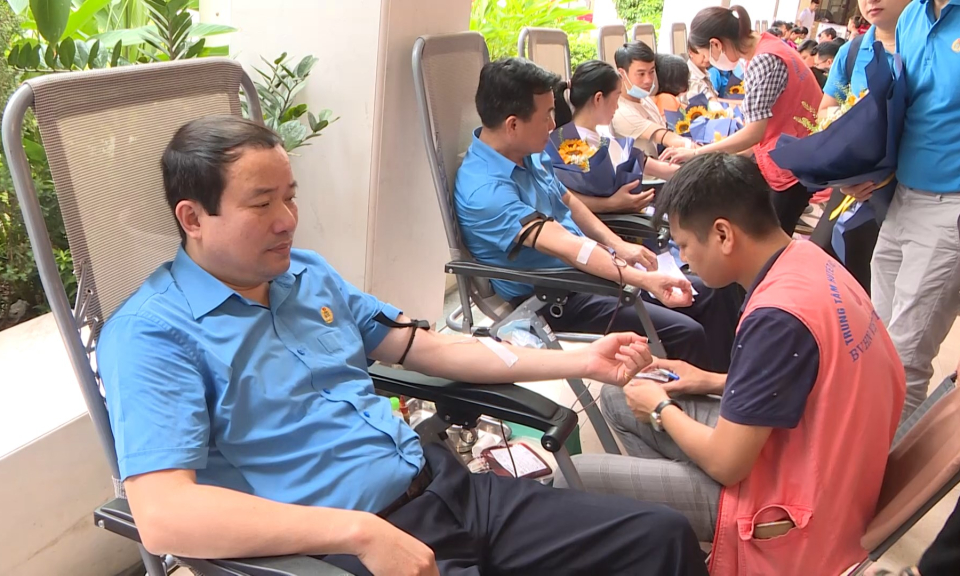 Ph&oacute;ng sự: Điểm s&aacute;ng trong phong tr&agrave;o hiến m&aacute;u t&igrave;nh nguyện 