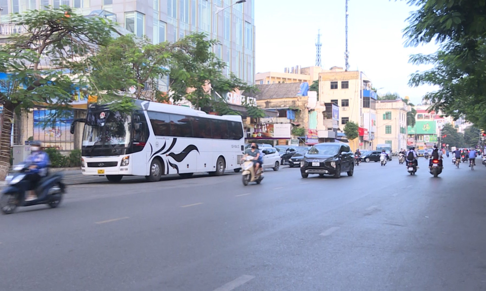 Kinh tế v&agrave; đ&ocirc; thị: Bất cập ph&acirc;n luồng giao th&ocirc;ng khu vực trung t&acirc;m th&agrave;nh phố