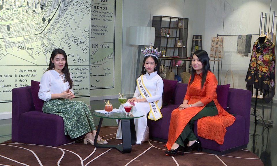 Măng non đất Cảng: Hoa hậu nh&iacute; du lịch quốc tế