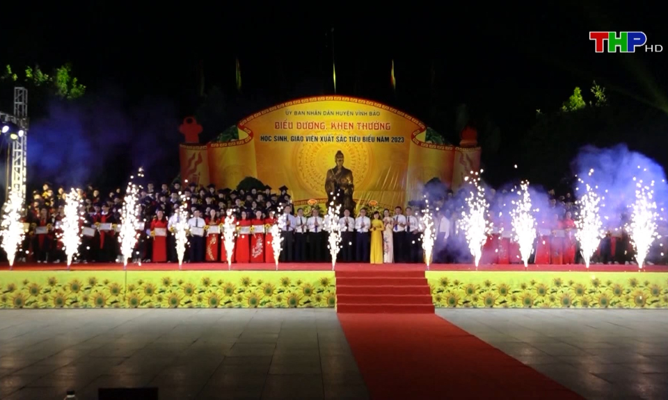 Huyện Vĩnh Bảo biểu dương học sinh, gi&aacute;o vi&ecirc;n ti&ecirc;u biểu   