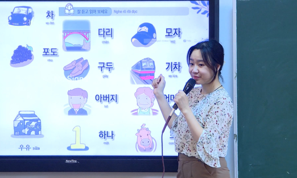 Đưa tiếng H&agrave;n Quốc v&agrave;o giảng dạy ở bậc học phổ th&ocirc;ng