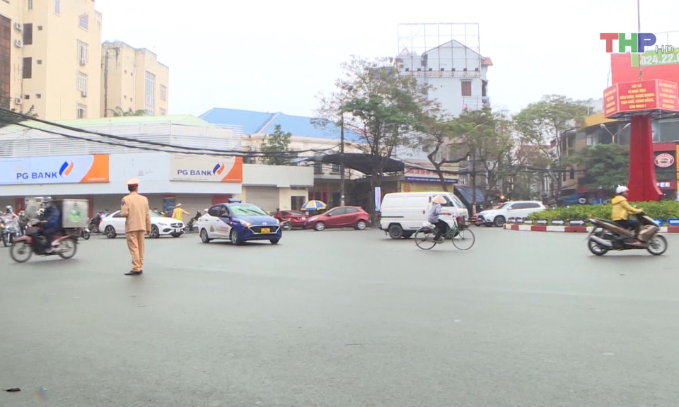 Tăng cường đảm bảo trật tự an to&agrave;n giao th&ocirc;ng