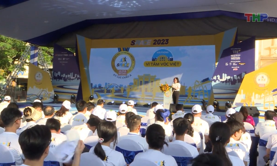 Bản tin thời sự Hải Ph&ograve;ng bằng tiếng Trung Quốc (12/11/2023)