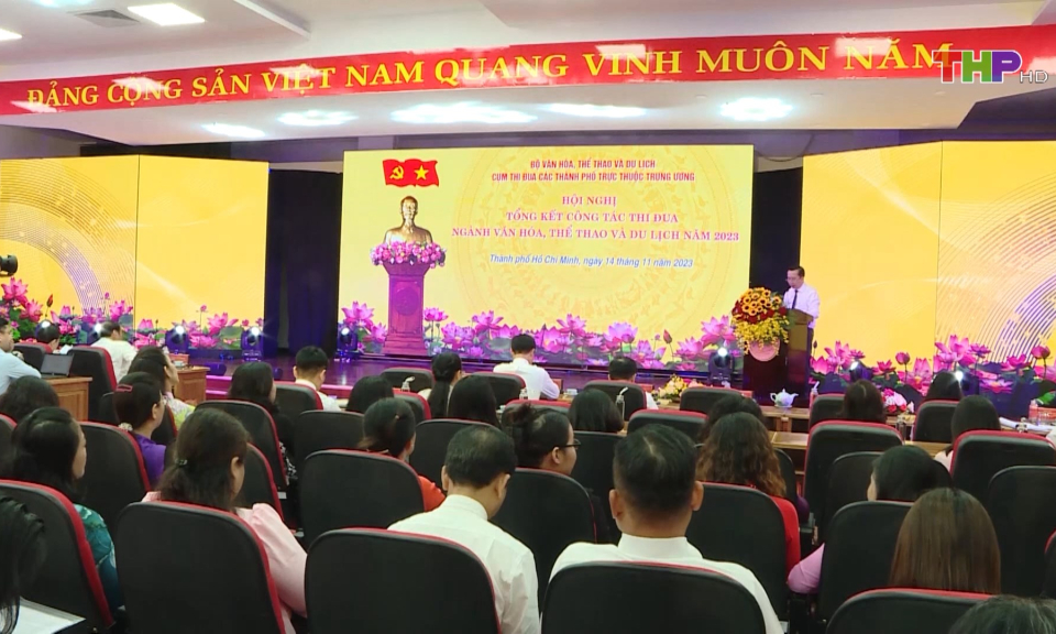 Ph&aacute;t huy vai tr&ograve; quản l&yacute; văn h&oacute;a, thể thao, du lịch