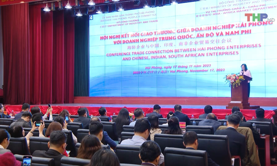 Tăng cường kết nối giao thương quốc tế