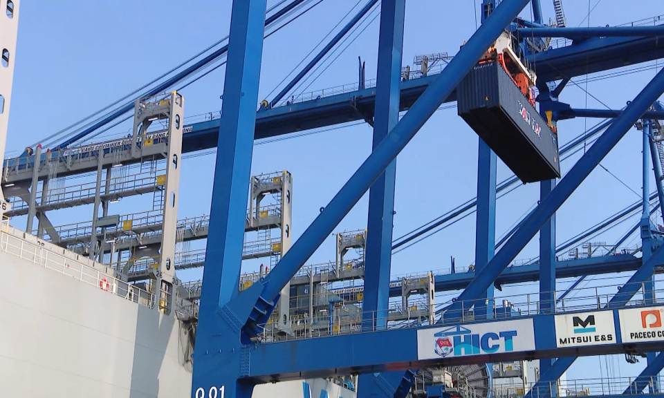 Tạp ch&iacute; kinh tế: Doanh nghiệp cảng biển Hải Ph&ograve;ng đẩy mạnh chuyển đổi để x&acirc;y dựng &ldquo;cảng xanh&rdquo;