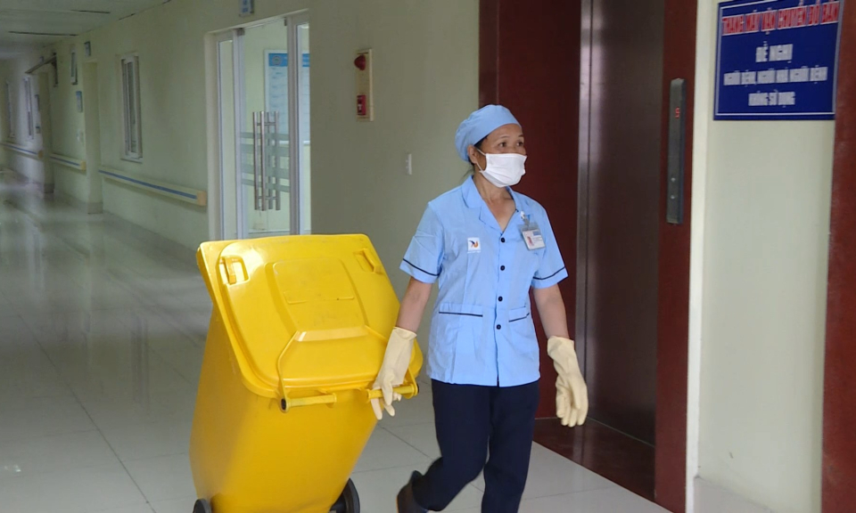 Y tế sức khỏe: Thắt chặt quản l&yacute; ph&acirc;n loại r&aacute;c thải y tế tại nguồn