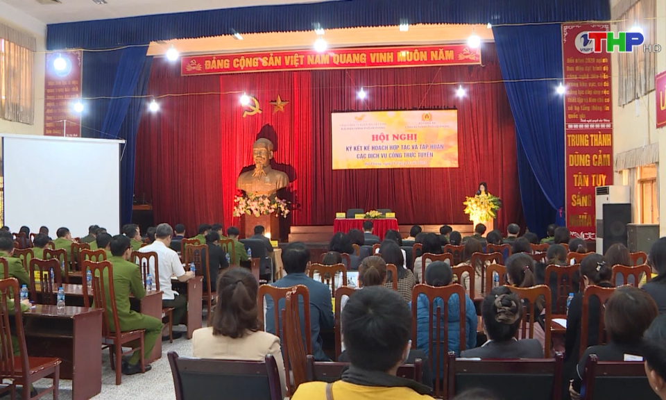 K&yacute; kết hợp t&aacute;c dịch vụ c&ocirc;ng trực tuyến